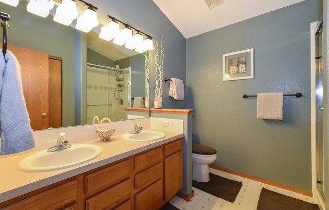 Building Photo - 3759 Jefferson Dr