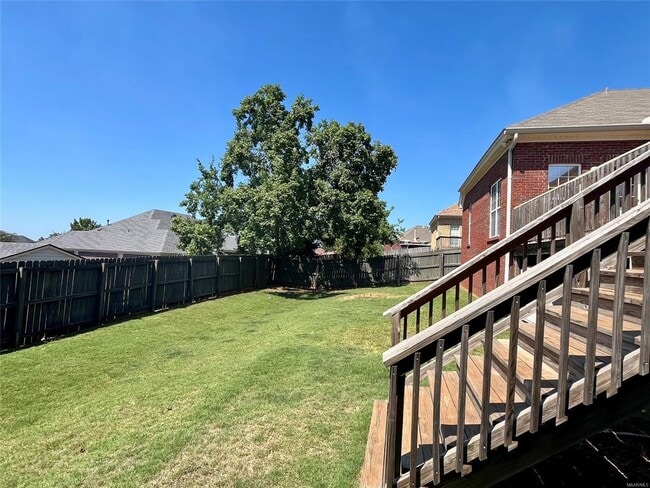 Building Photo - 613 Castle Brook Dr