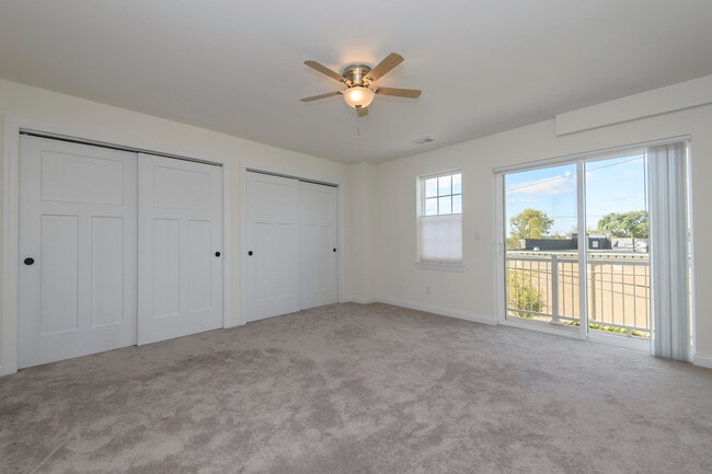 Building Photo - 208 Grand Ave