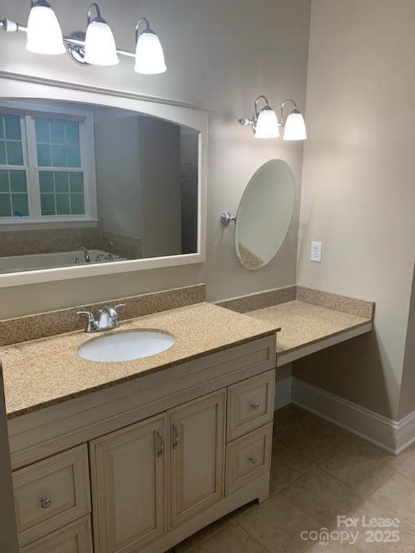 Building Photo - 7925 Bay Pointe Dr