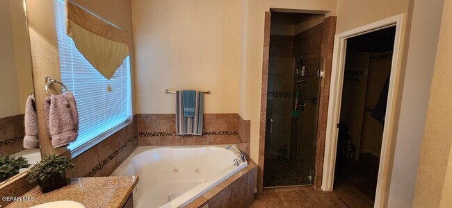 Building Photo - 7210 Longspur Drive