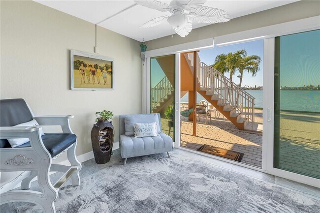 Building Photo - 800 Madonna Blvd