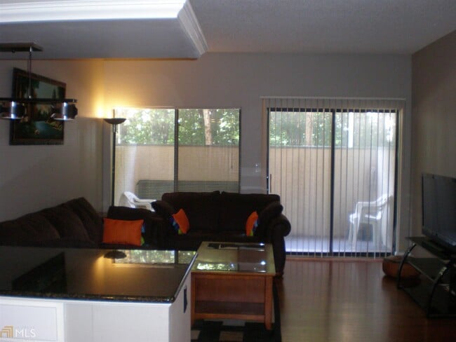 Building Photo - 1962 Spectrum Cir