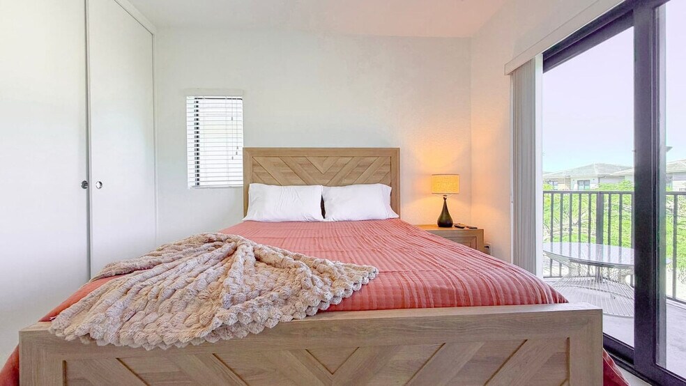 Building Photo - 1163 NW 2nd St