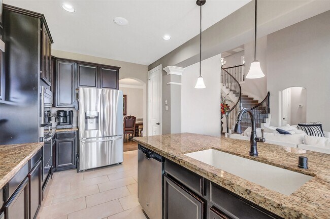 Building Photo - 2610 Orleans Way