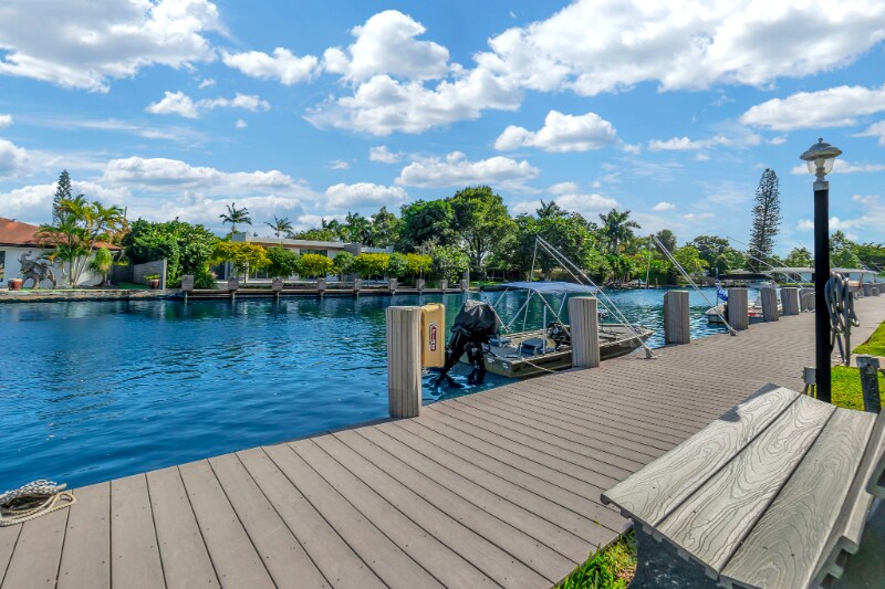 Building Photo - 2970 NE 16th Ave