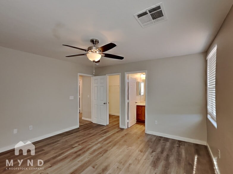 Building Photo - 2520 Olay St