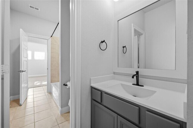 Building Photo - 4325 Victoria Pine Dr