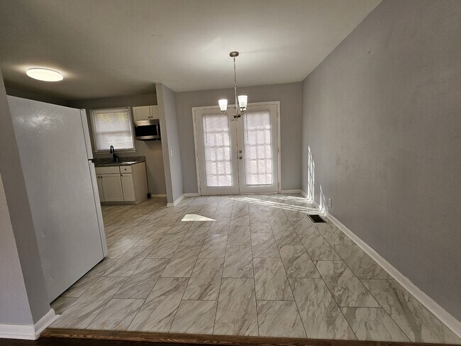 Building Photo - 317 Melvin Jones Dr