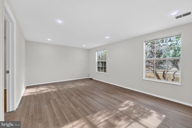 Building Photo - 3704 Ashboro Ct