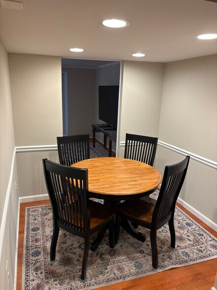 Building Photo - 5473 Mystic Ct