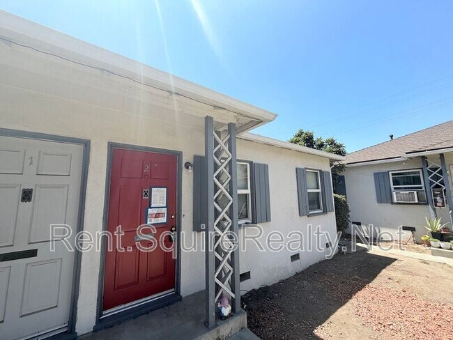 Building Photo - 901 N San Gabriel Ave