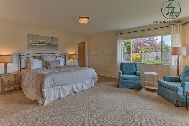 Building Photo - 2 Bedroom Carmel Home with Views of Point Lobos