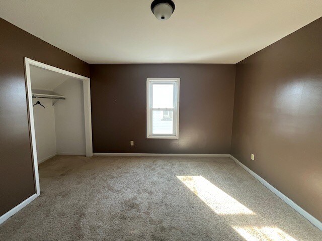 Building Photo - 420 S Olive St