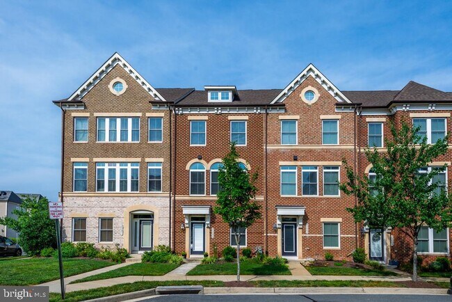 Building Photo - 20649 Duxbury Terrace