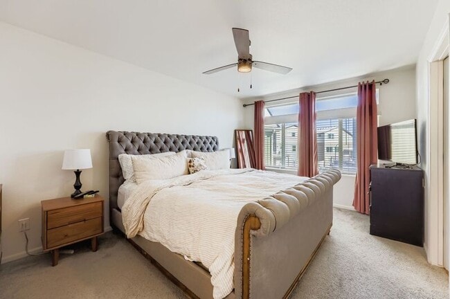 Building Photo - 9335 Arklow Wy