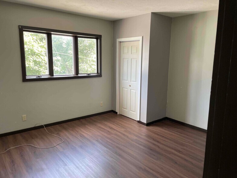 Building Photo - 69 Gage St