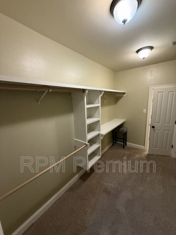 Building Photo - 17734 Spring Creek Dr