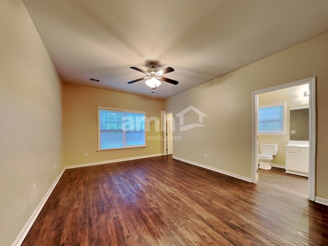 Building Photo - 106 Blue Beech Ct