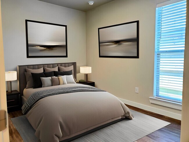 Building Photo - 2131 Kokomo Ave