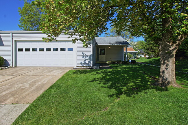 Primary Photo - 137B Cistus Plaza