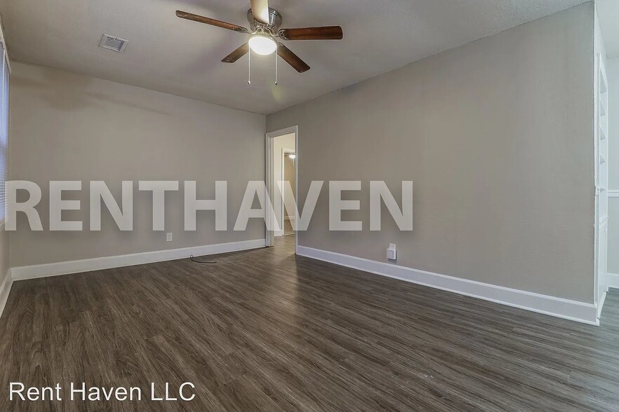 Building Photo - 209 Peachtree Cir