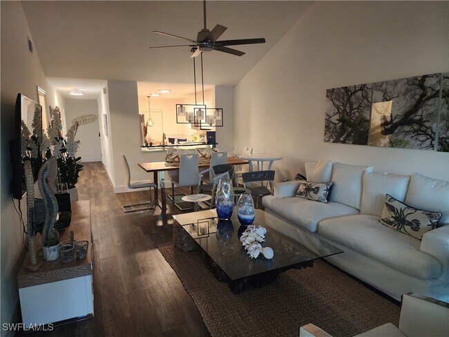 Building Photo - 220 Timber Lake Cir