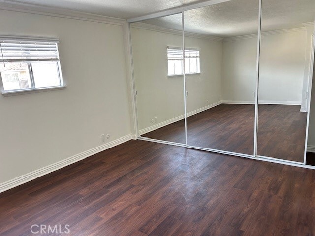 Building Photo - 300 Apolena Ave