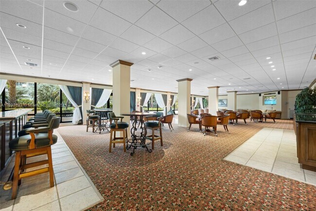 Building Photo - 5000 N Ocean Blvd