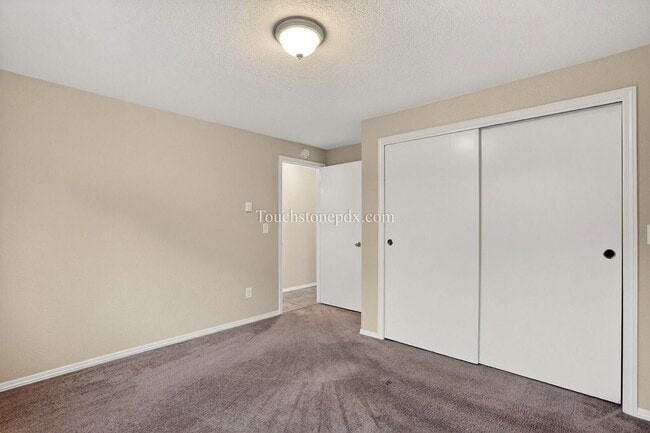 Building Photo - 1920 S Alpine St