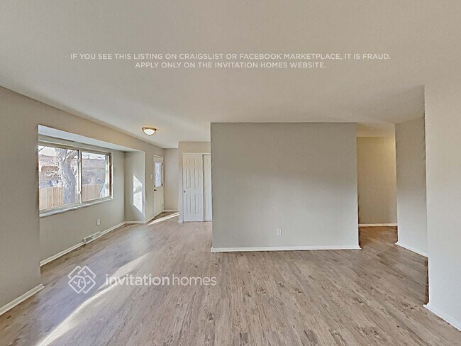 Building Photo - 2643 S Richfield St