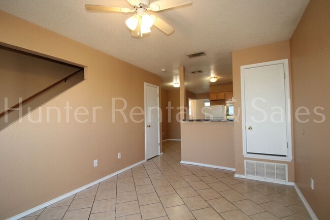 Building Photo - Don't Miss Out!