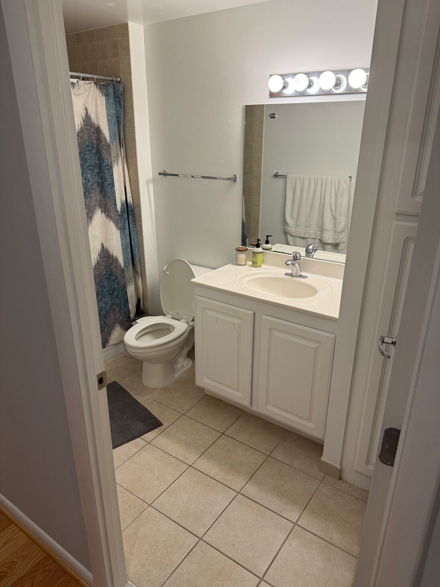 Building Photo - 350 G St SW