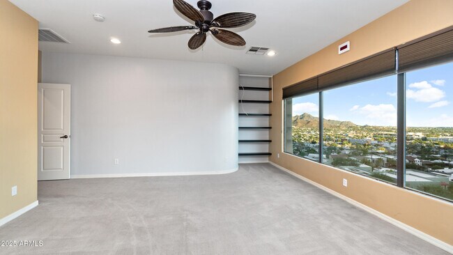 Building Photo - 44 W Foothill Dr