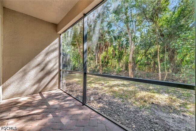 Building Photo - 10245 S Golden Elm Dr