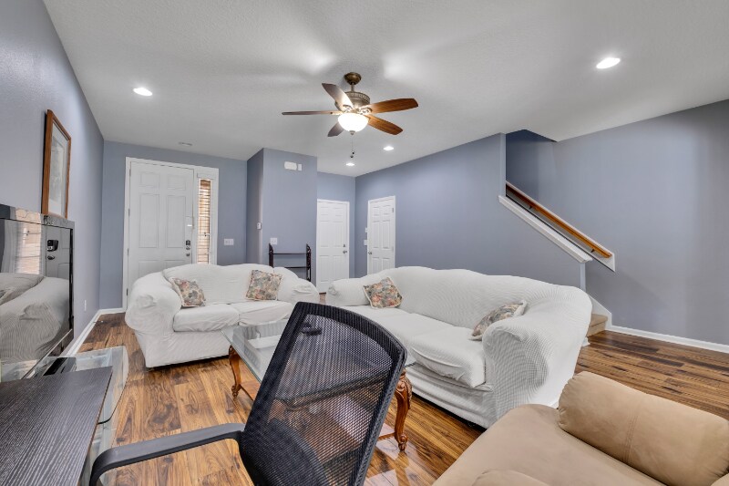 Building Photo - 3690B Creswick Cir