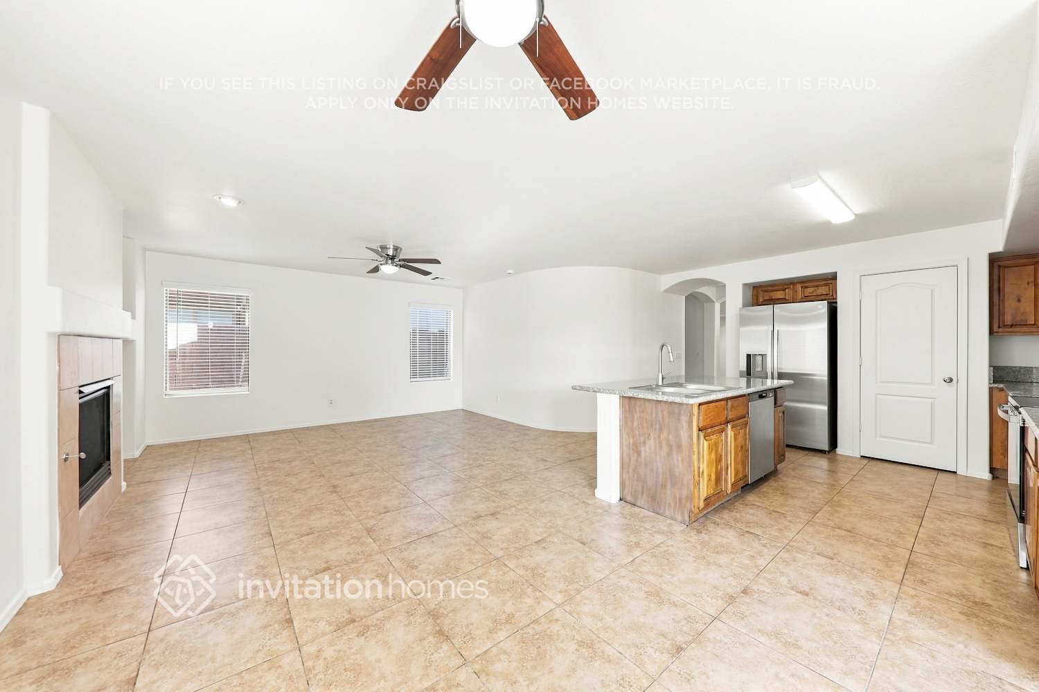 Building Photo - 15439 W Cottonwood Cir