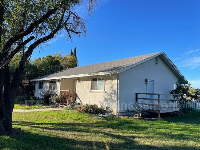 Primary Photo - 2542 Rod Beaudry Dr