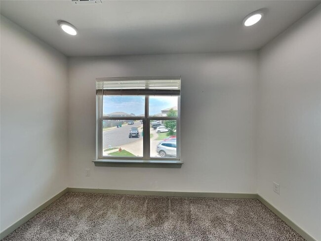 Building Photo - 13526 Vinita Dr