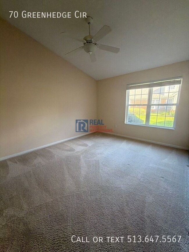 Building Photo - 70 Greenhedge Cir