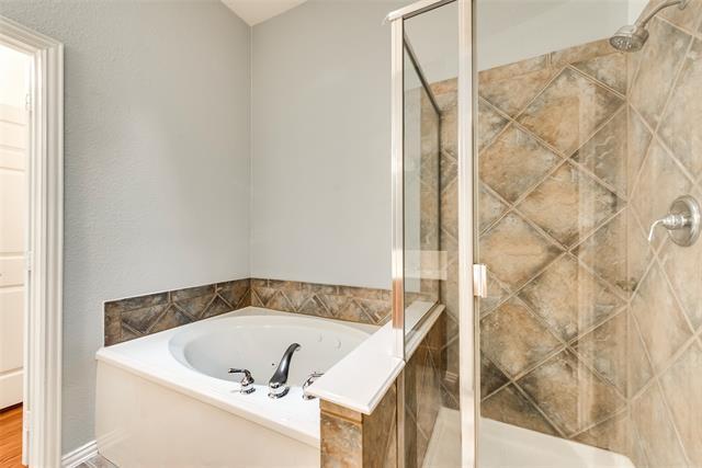 Building Photo - 12273 Hawk Creek Dr