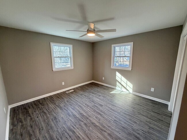 Building Photo - S Mulberry Duplex