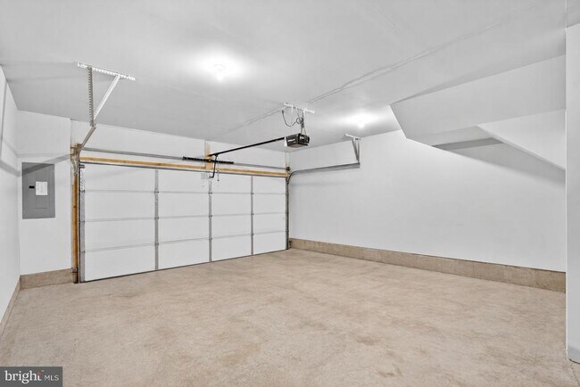 Building Photo - 5128 Ridgeview Retreat Dr