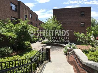 Building Photo - 1 bedroom in Brookline MA 02446