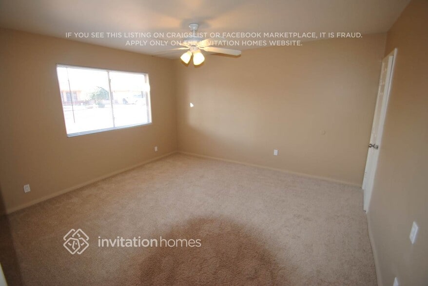 Building Photo - 1456 W Runion Dr