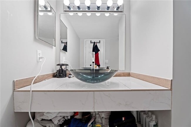 Building Photo - 795 Hammond Dr