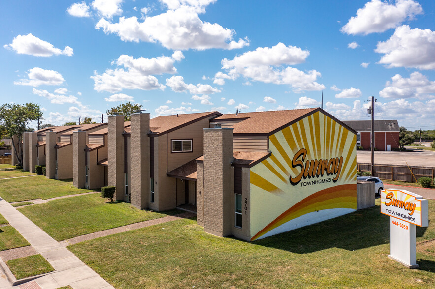 Primary Photo - Sunray Townhomes