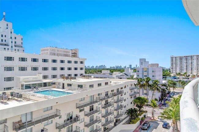 Building Photo - 4201 Collins Ave