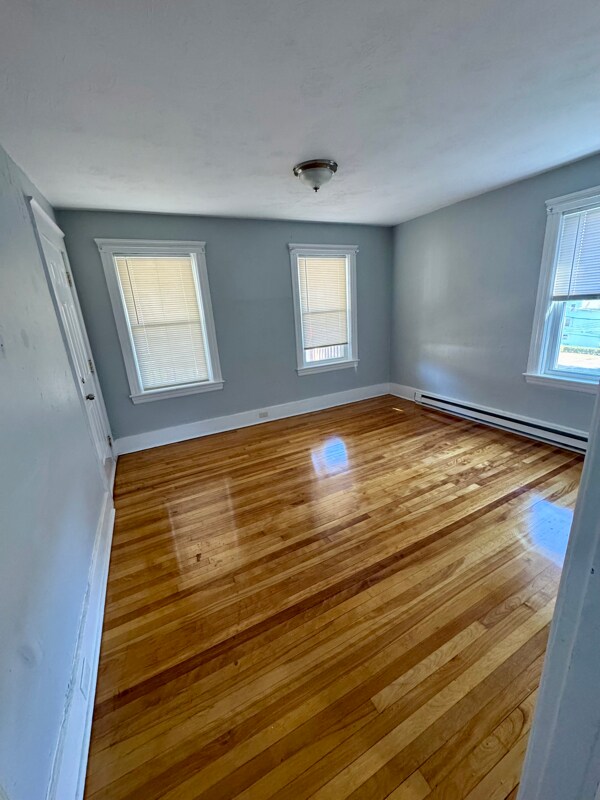 Building Photo - 31 Falmouth St