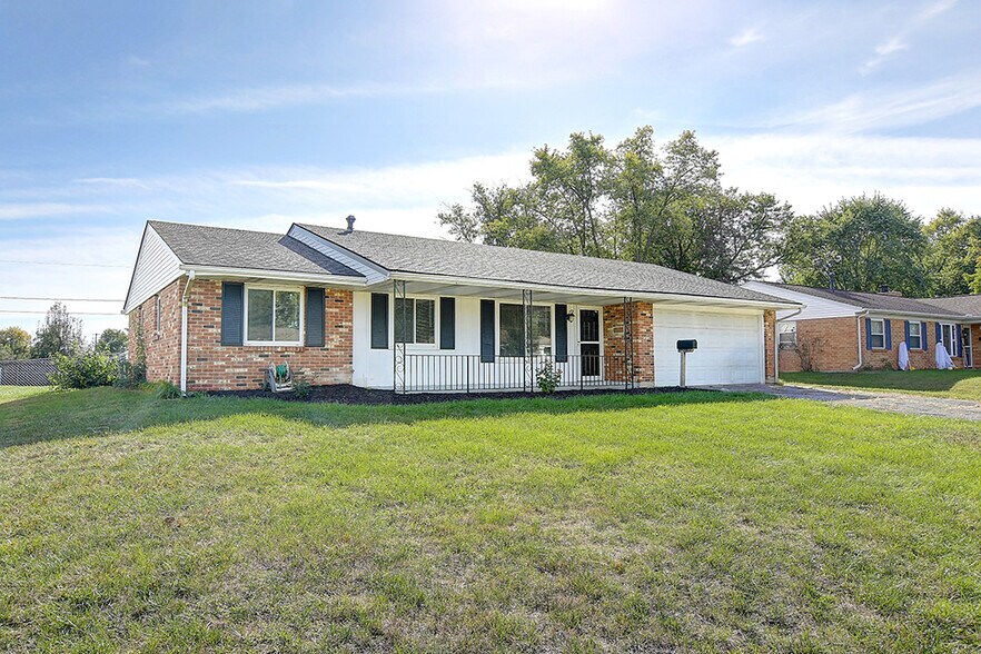 Primary Photo - 2306 Southlea Dr
